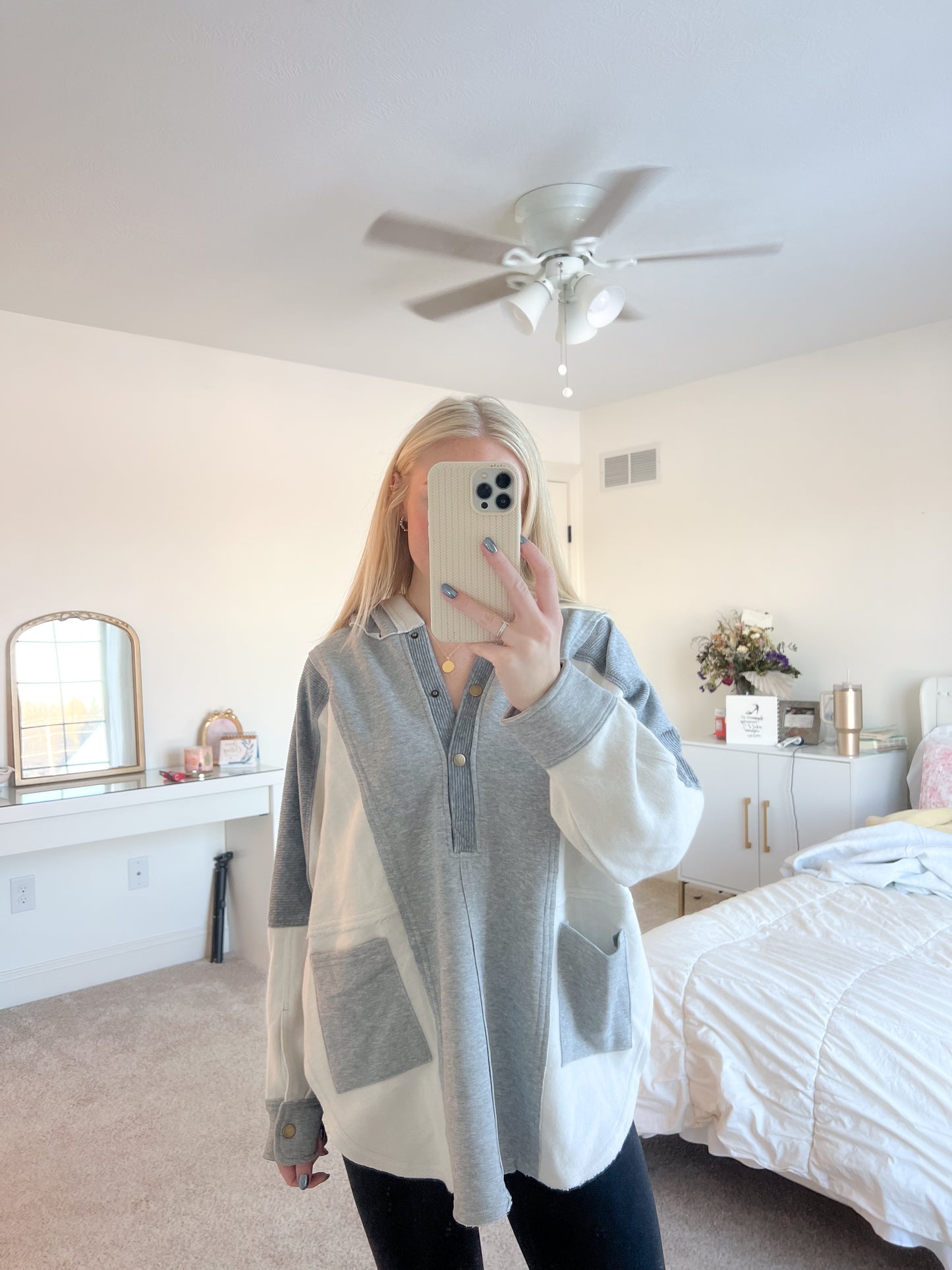 Charlotte Pullover