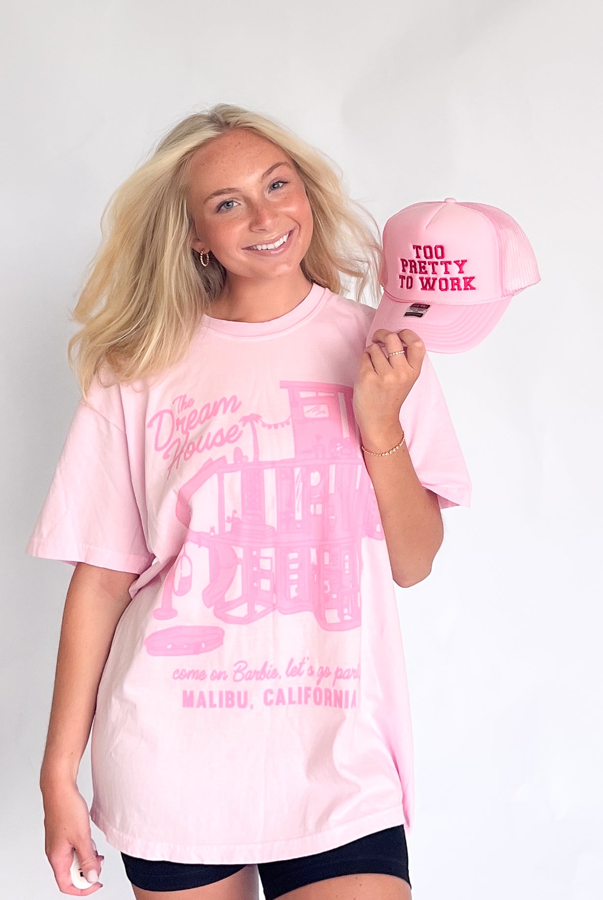 Barbie Dream House Oversized T-shirt